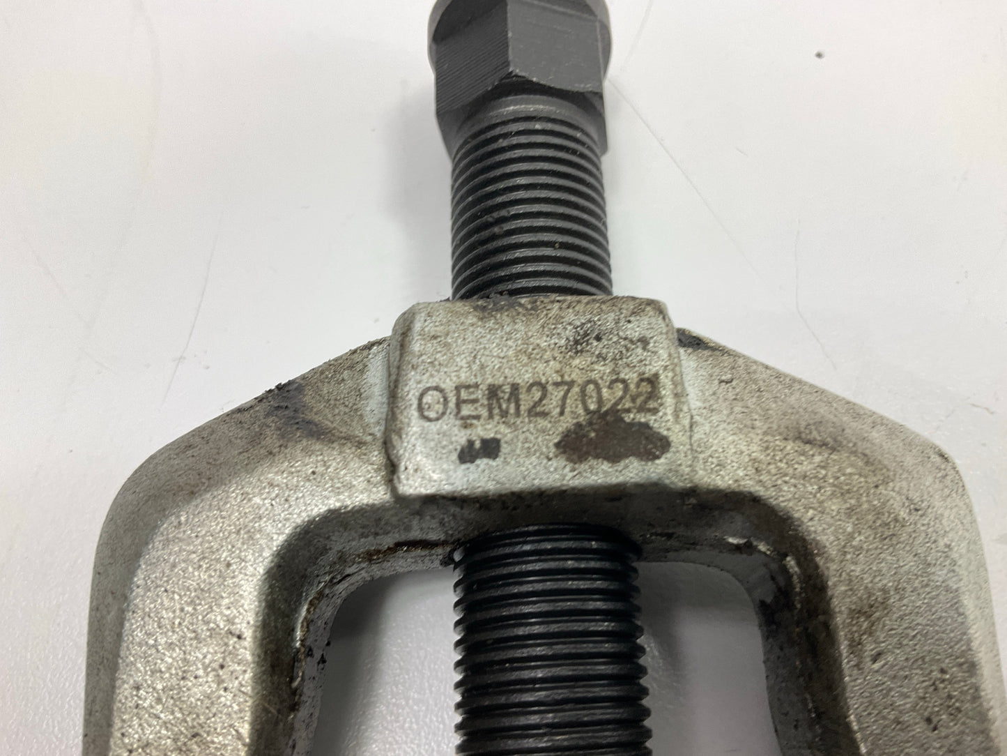 USED #20- OEM TOOLS 27022 Tie Rod / Pitman Arm Puller Tool