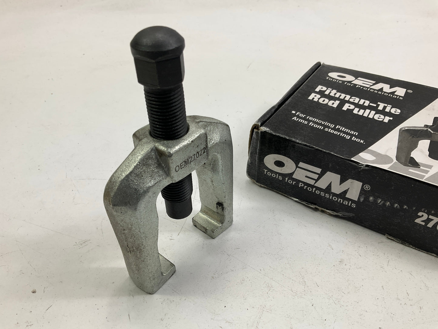 USED #23 - OEM TOOLS 27022 Tie Rod / Pitman Arm Puller Tool