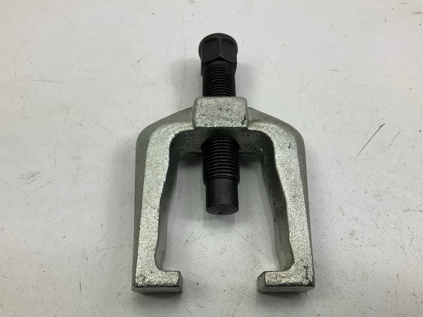 USED #23 - OEM TOOLS 27022 Tie Rod / Pitman Arm Puller Tool