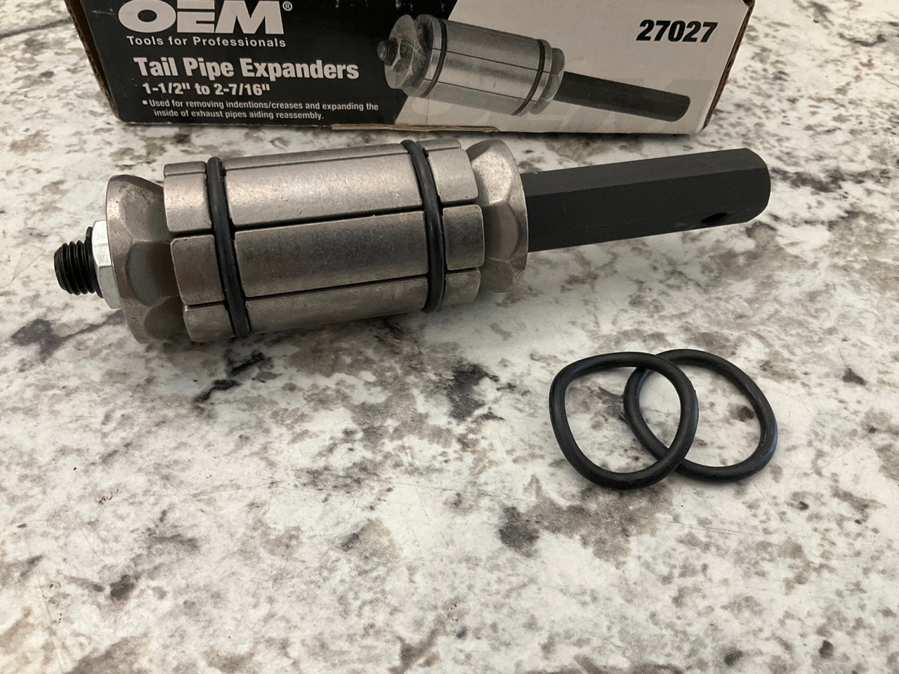 OEM Tools 27027 Tailpipe Expander, 1-1/2'' X 2-7/16 Inch
