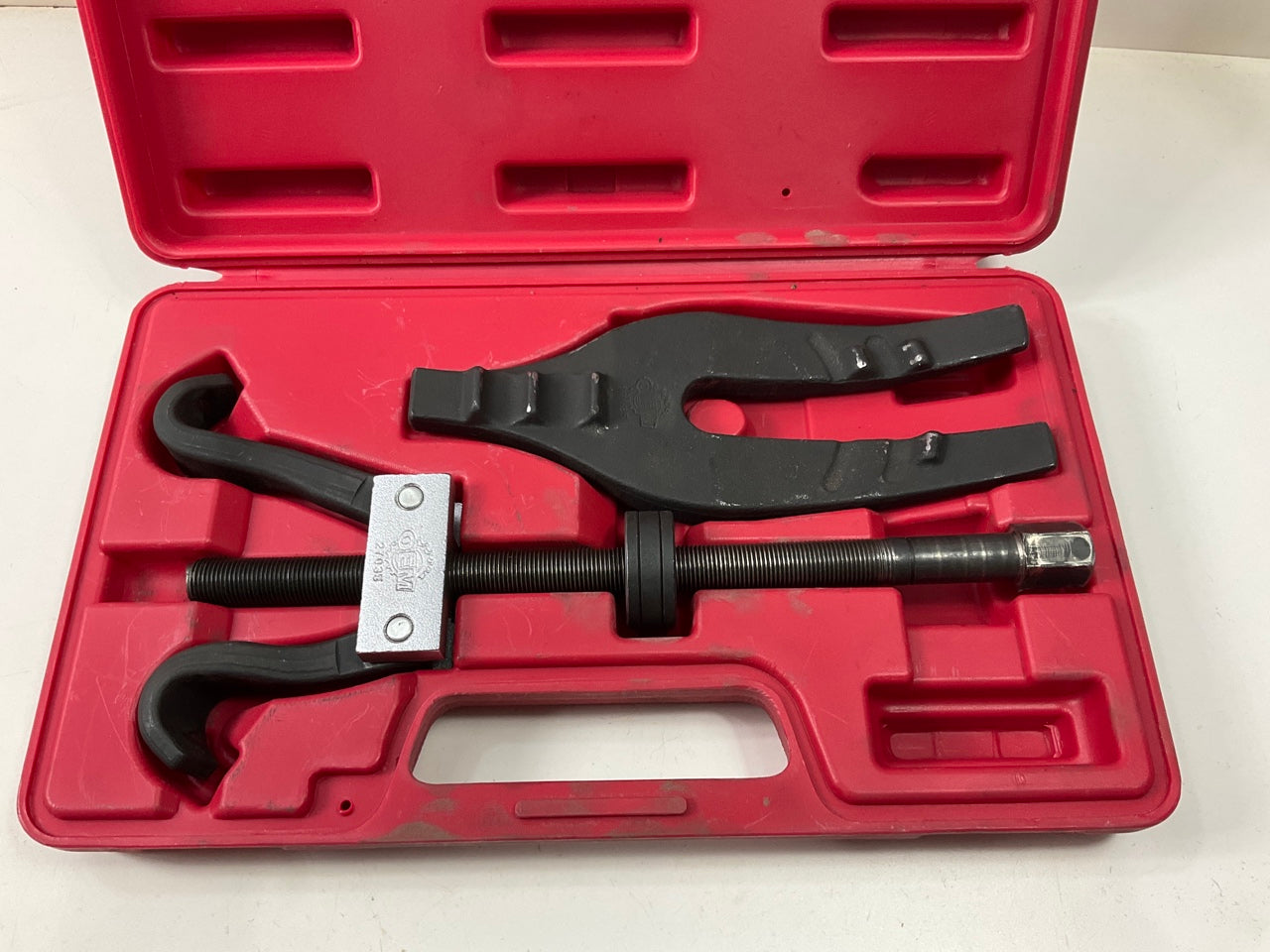 USED #45 - OEM TOOLS 27035 Coil Spring Compressor Tool