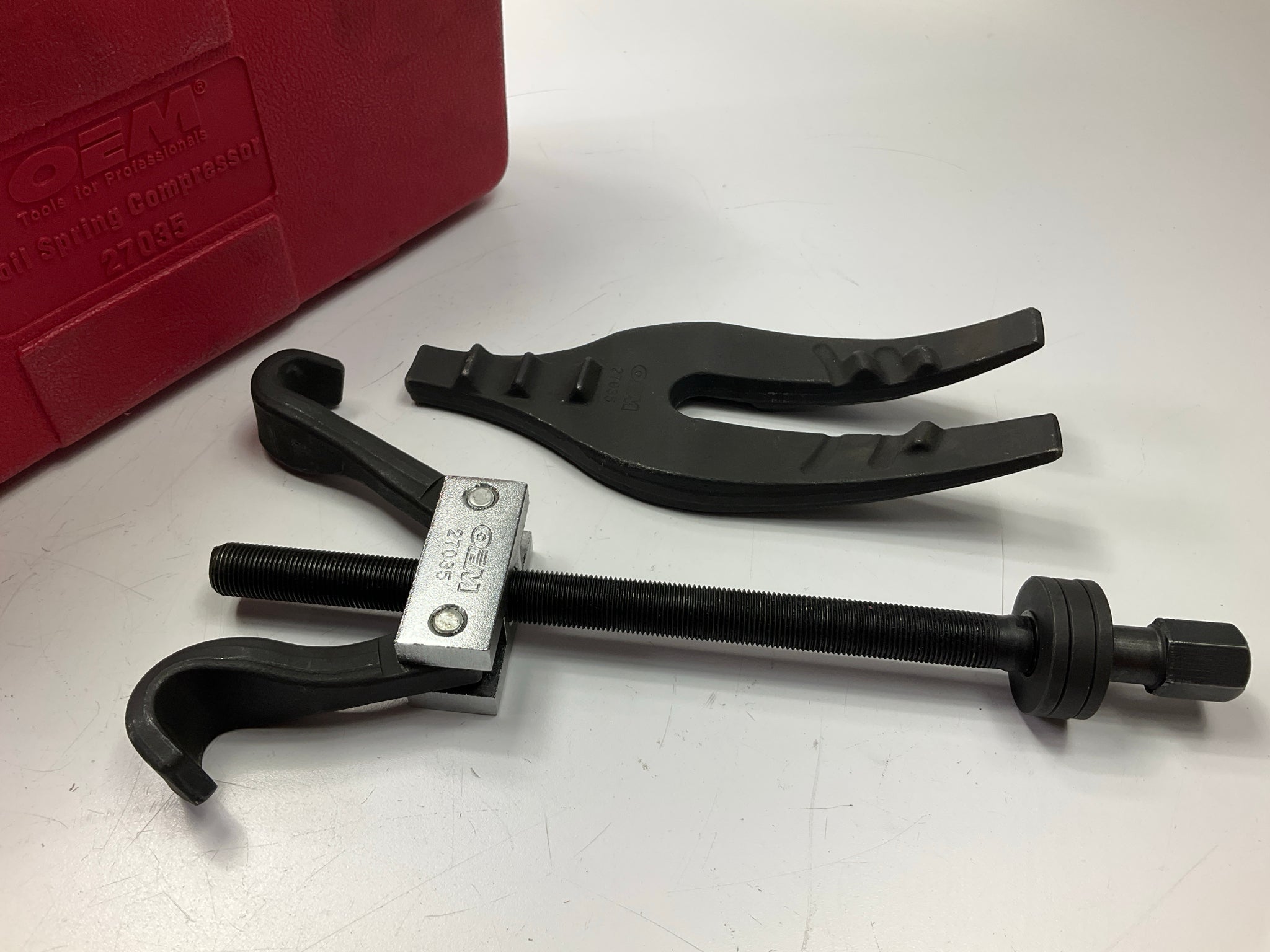 USED #55 - OEM TOOLS 27035 Coil Spring Compressor Tool – Spark Surplus ...