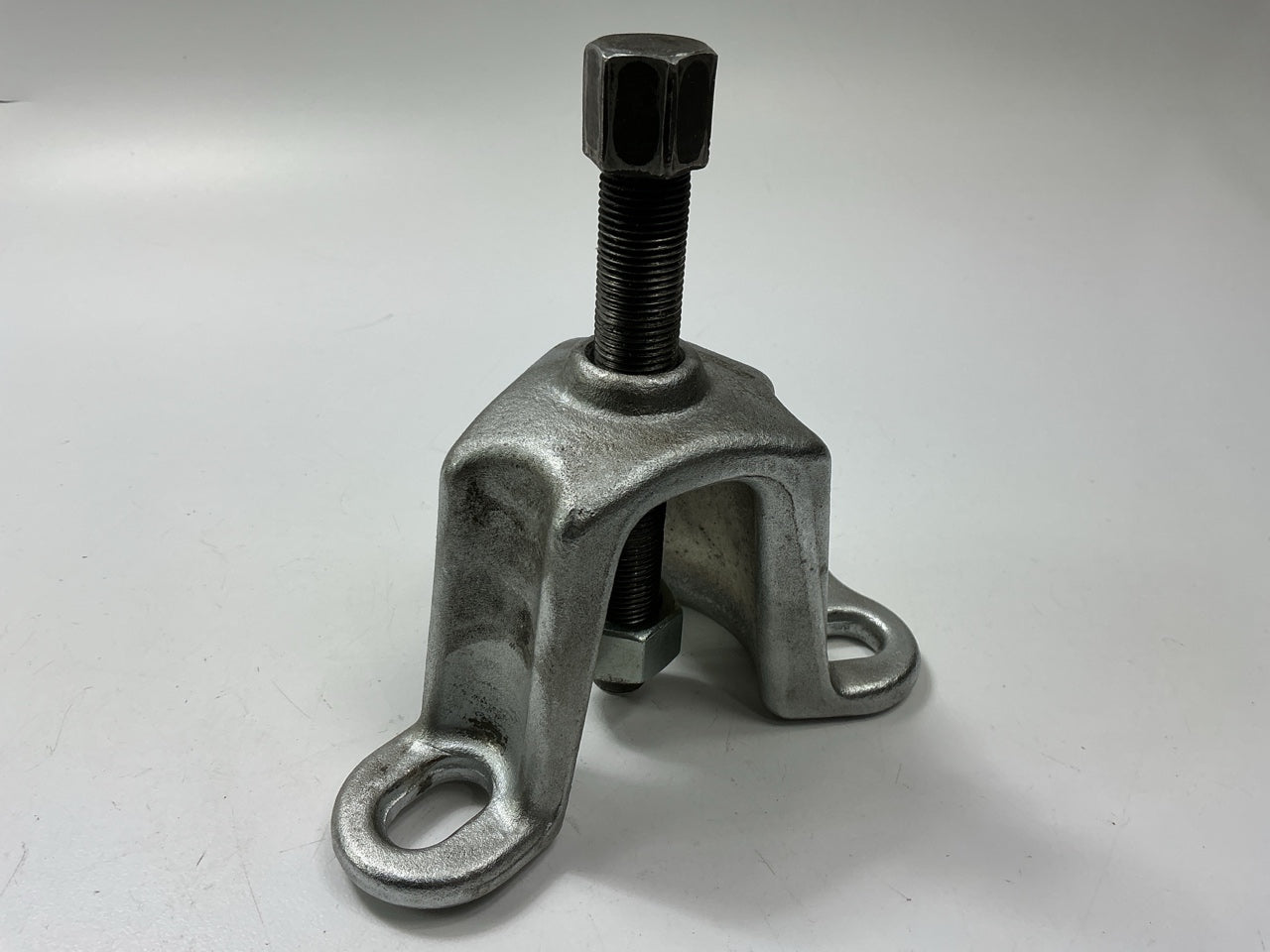 USED #23 - OEM Tools 27037 Front Wheel Drive Hub Puller