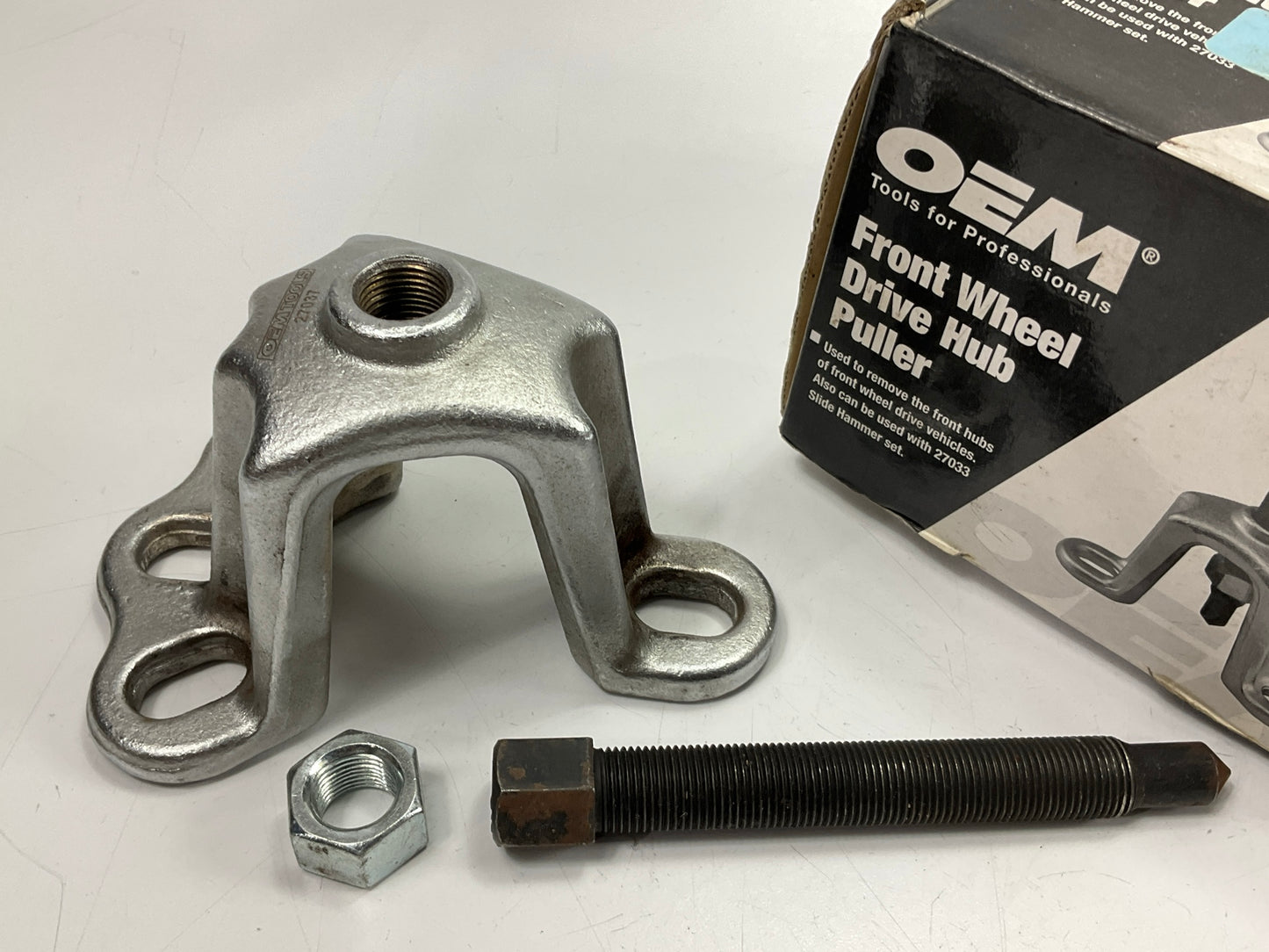 USED #24 - OEM Tools 27037 Front Wheel Drive Hub Puller