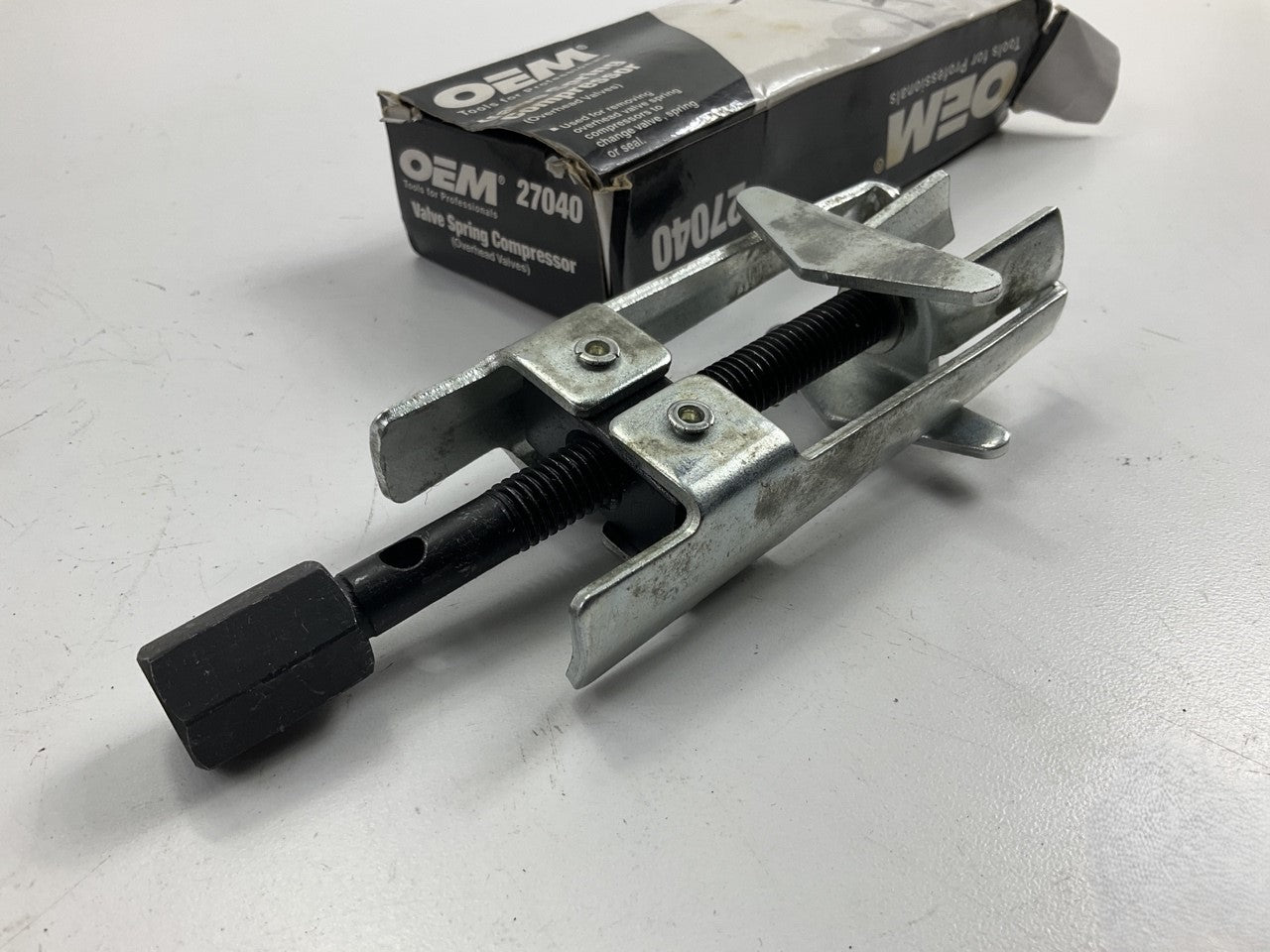 USED #15 - OEM Tools 27040 Engine Valve Spring Compressor - 2'' High X 6.8'' Long