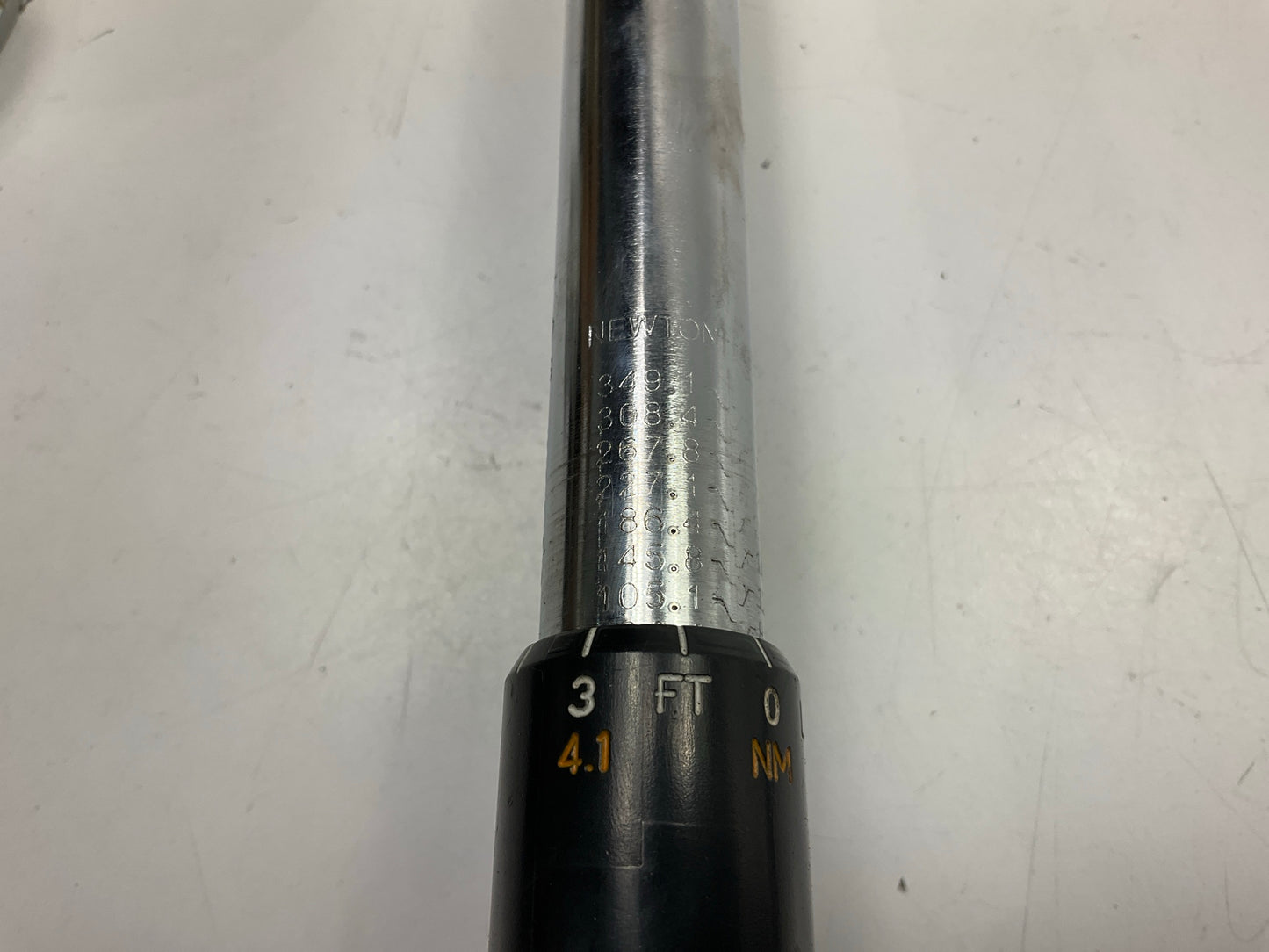 USED #21 - OEM Tools 1/2'' Drive Click Type Torque Wrench (30-250 Ft Lb)
