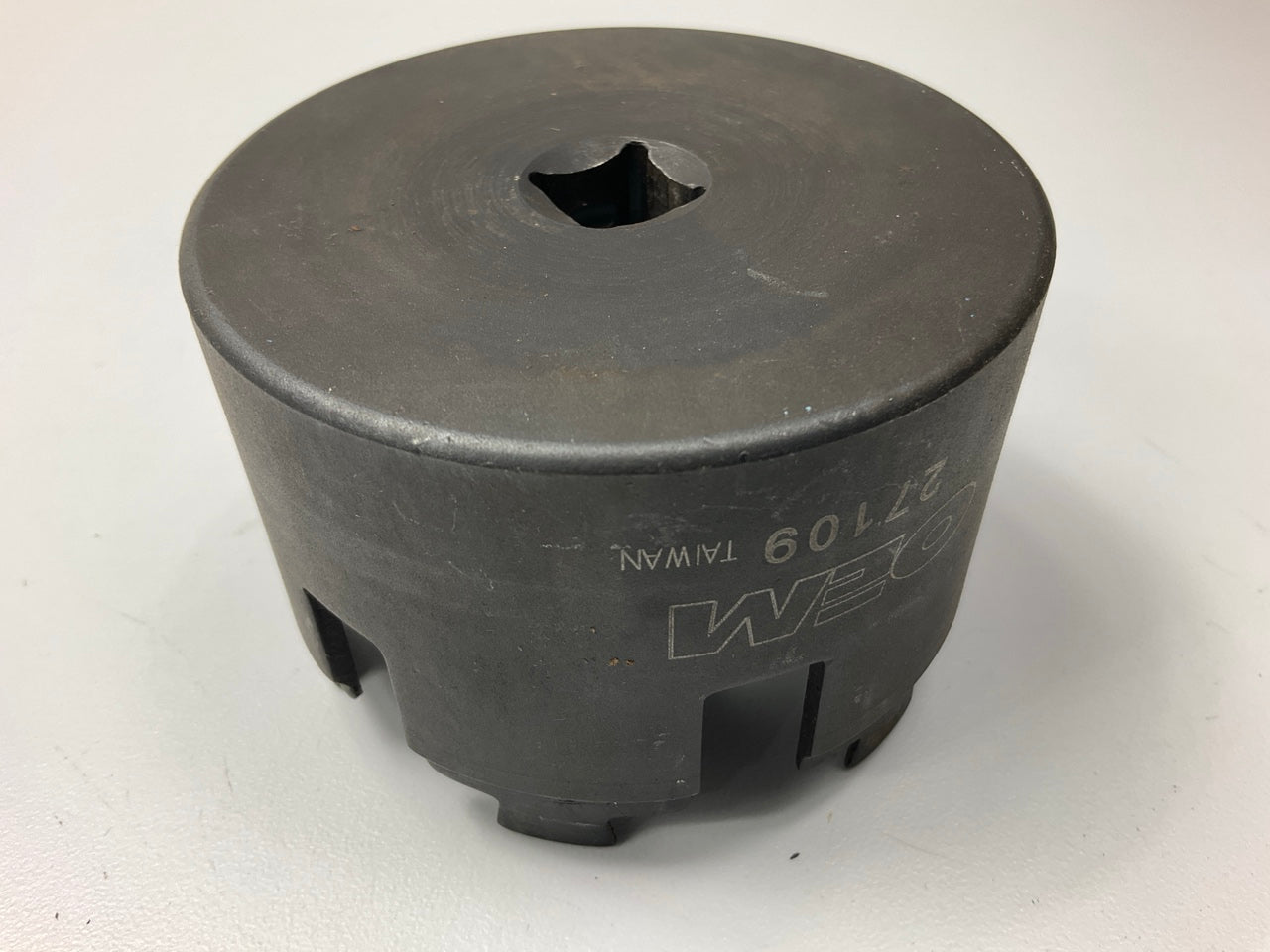 USED #19 OEM Tools 27109 Water Pump Socket Remover / Installer For Cadillac 4.6L