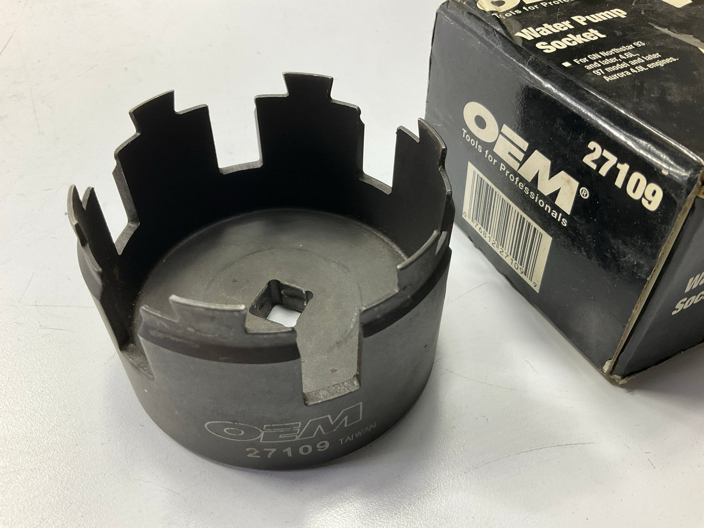 USED #31 OEM Tools 27109 Water Pump Socket Remover / Installer For Cadillac 4.6L