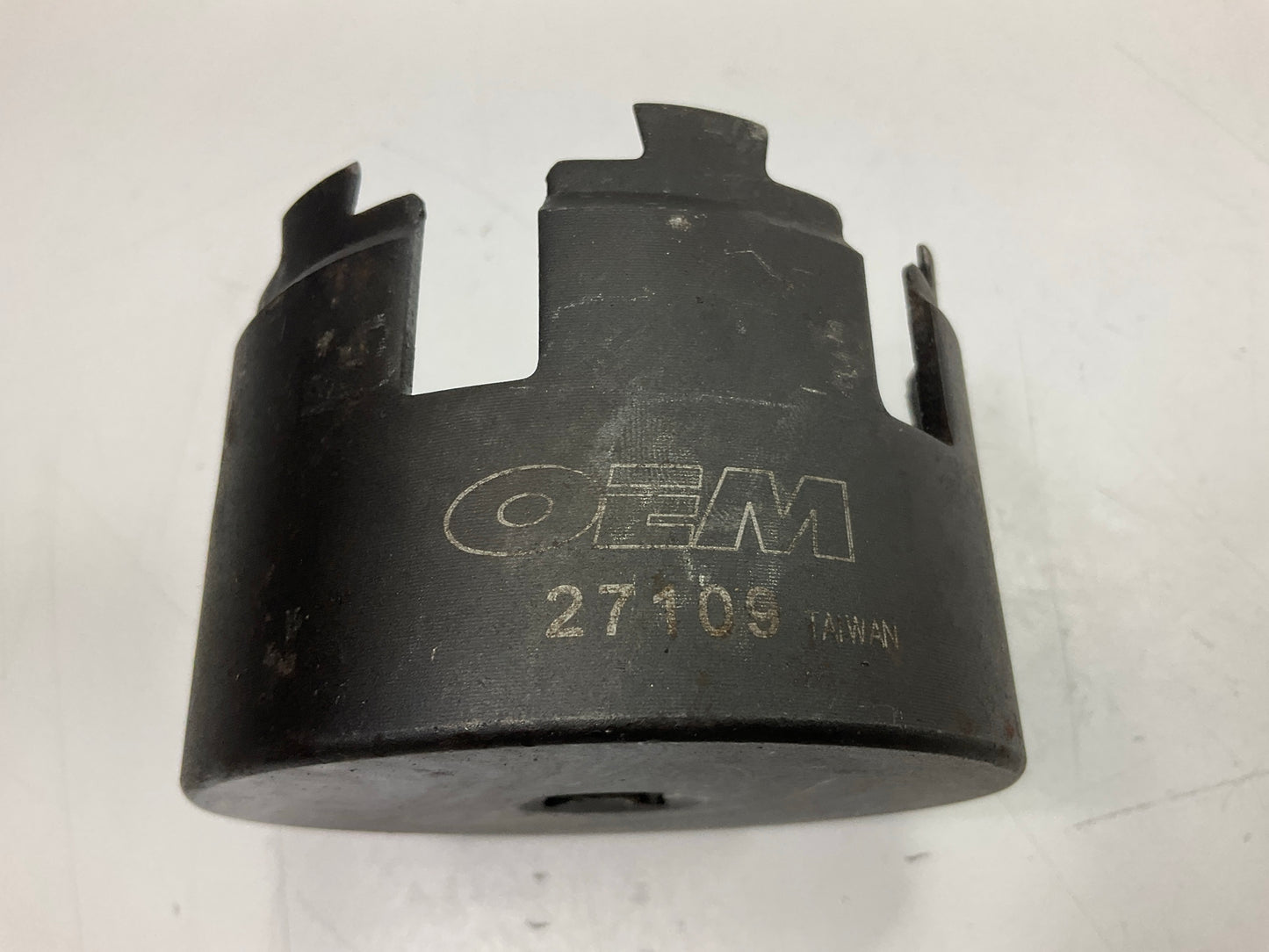 USED #34 OEM Tools 27109 Water Pump Socket Remover / Installer For Cadillac 4.6L