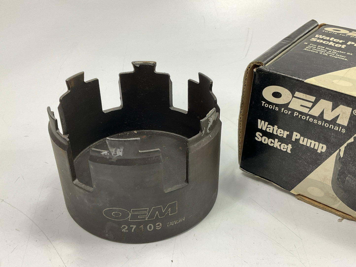 USED #37 OEM Tools 27109 Water Pump Socket Remover / Installer For Cadillac 4.6L