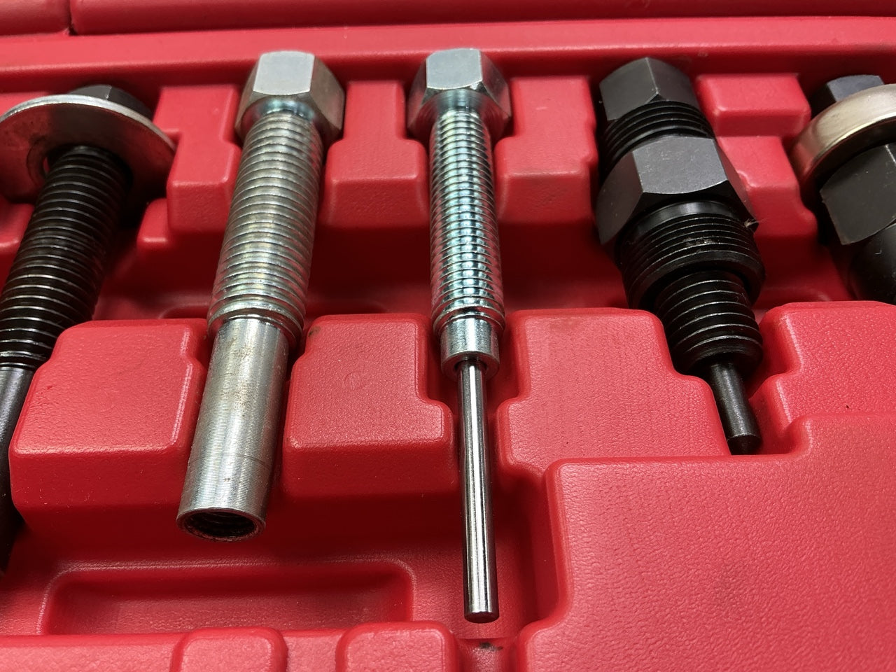 USED #60 - OEM TOOLS 27150 A/C Compressor Clutch Hub Removal Install Tool Set