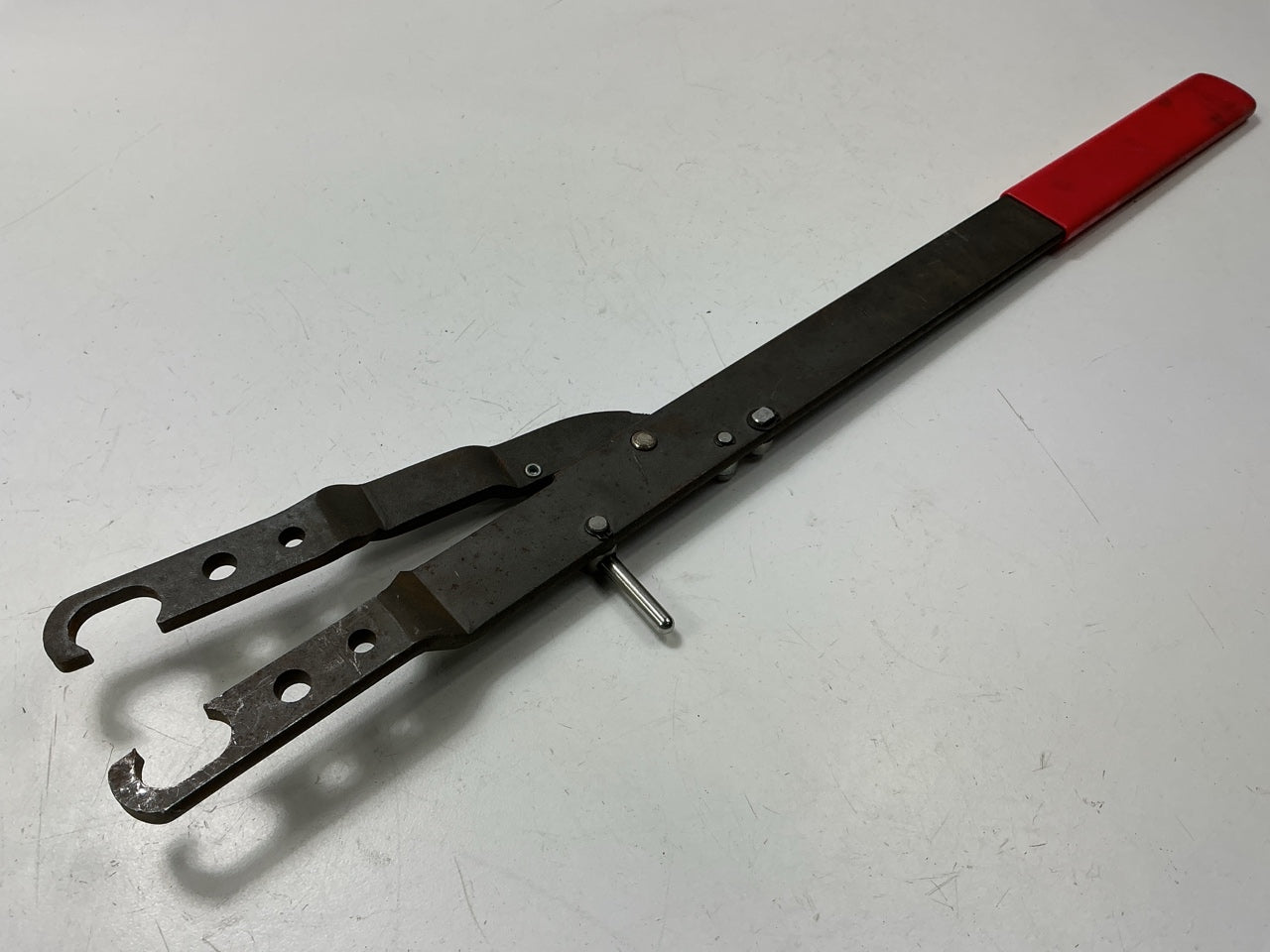USED #24 - OEM Tools 27171 Adjustable Fan Clutch Holding Tool