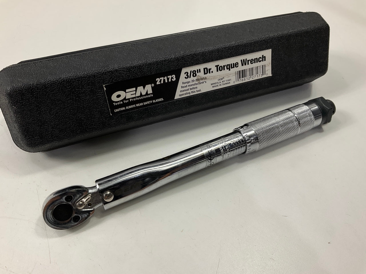 USED #6 - OEM Tools 27173 3/8'' Drive Click Style Torque Wrench 20-200 Inch/Lbs.