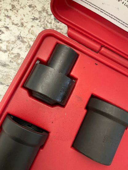 USED #1 OEM Tools 27174 1/2'' Drive 5-Piece 4WD Spindle Nut Remover Socket Tool