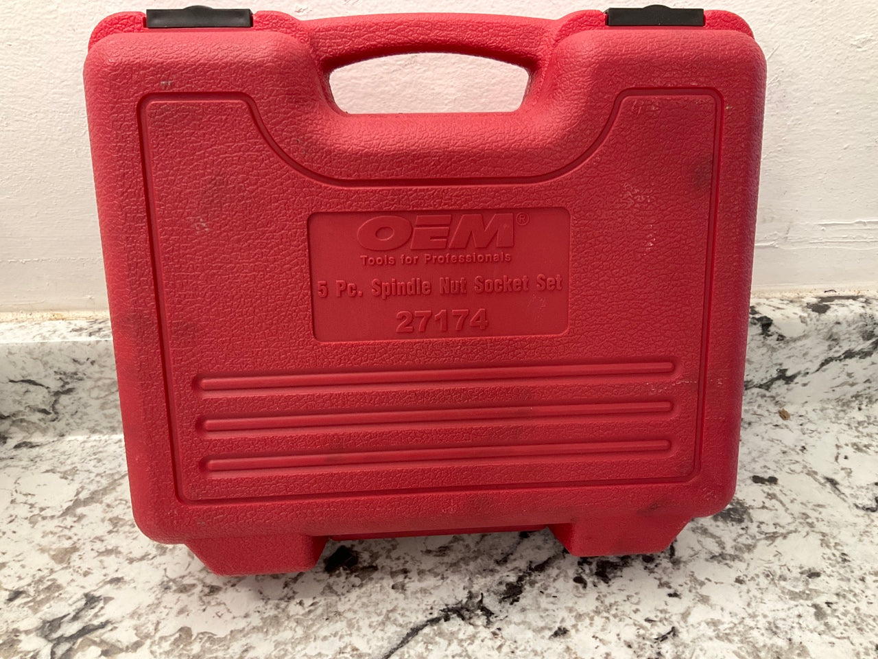 USED #1 OEM Tools 27174 1/2'' Drive 5-Piece 4WD Spindle Nut Remover Socket Tool