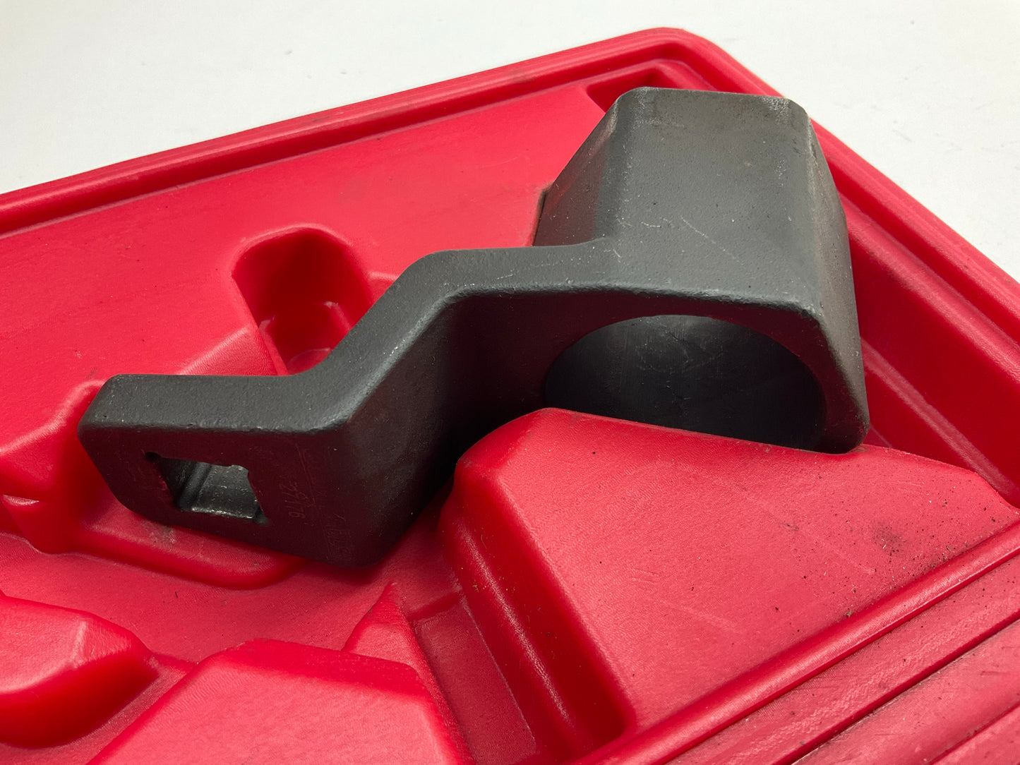 USED #29 - OEM Tools 27176 Crankshaft Damper Holding Tool For Honda / Acura