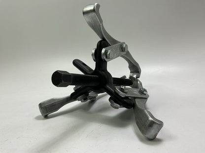 USED #17 - OEM Tools 27183 Reversible Puller, 2 & 3 Jaw, 7-Ton, 7'' Spread
