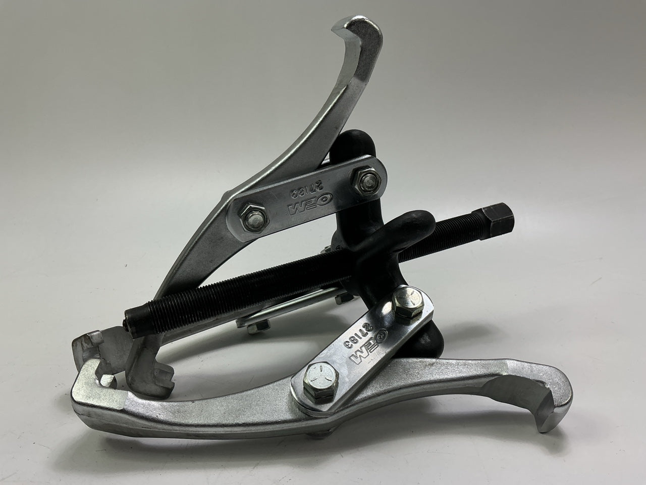 USED #17 - OEM Tools 27183 Reversible Puller, 2 & 3 Jaw, 7-Ton, 7'' Spread