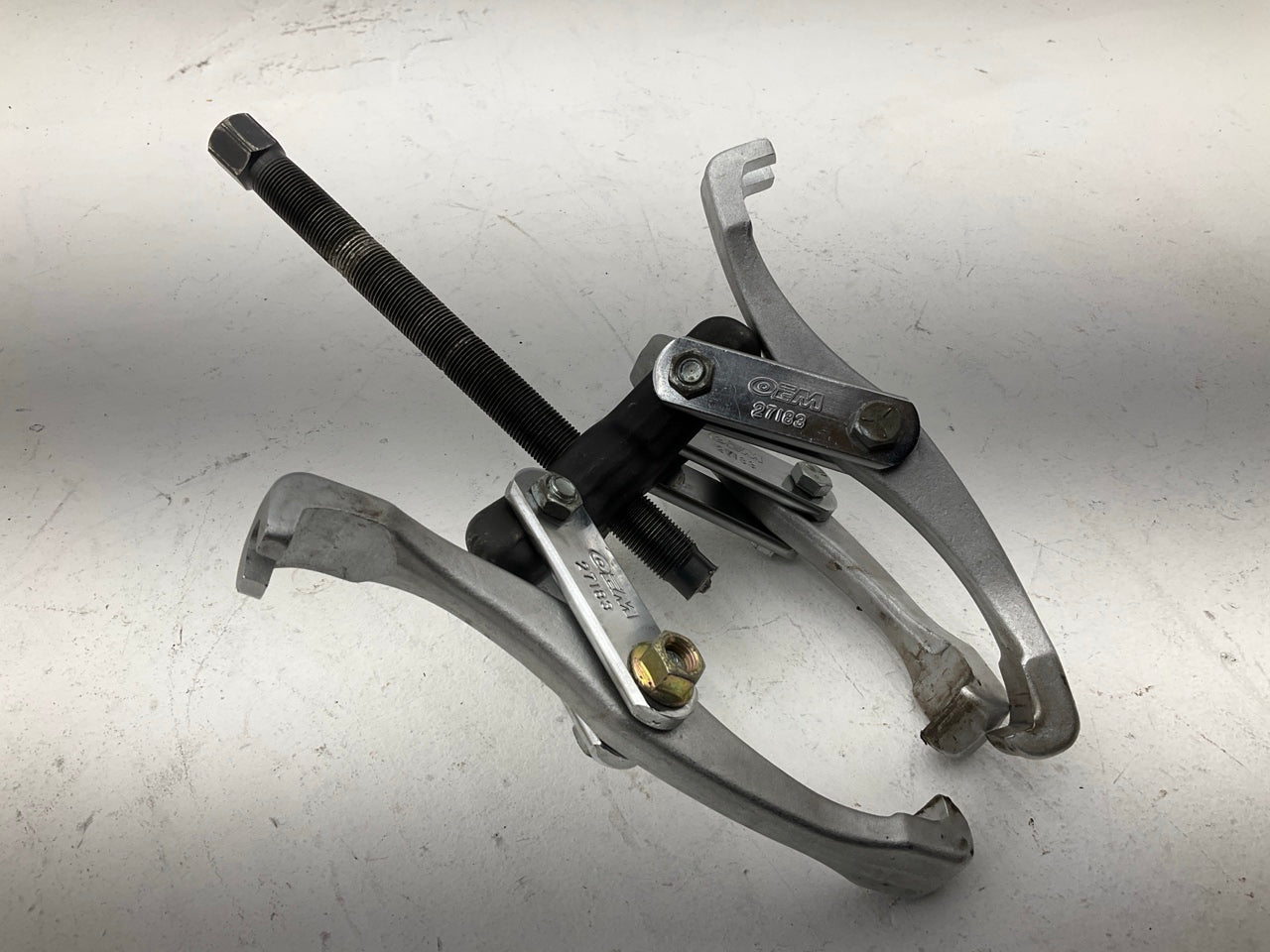 USED #26 - OEM Tools 27183 Reversible Puller, 2 & 3 Jaw, 7-Ton, 7'' Spread