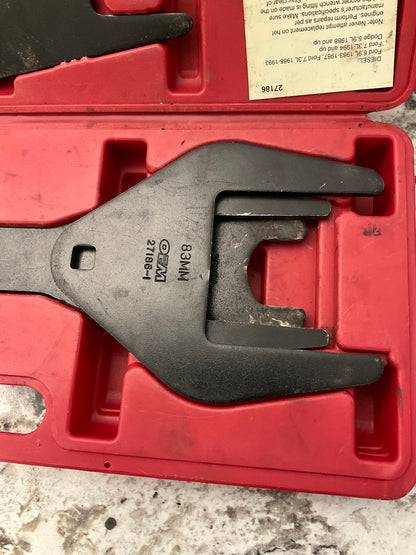 VERY LIGHTLY USED #2 OEM Tools 27186 Fan Clutch 5 PIECE Wrench Set