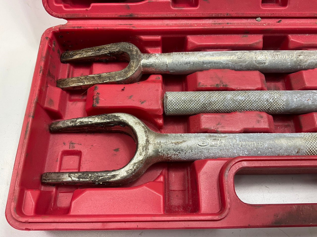 USED #29 OEM Tools 5-Piece Tie Rod Ball Joint Remover Separator Pickle Fork Tool