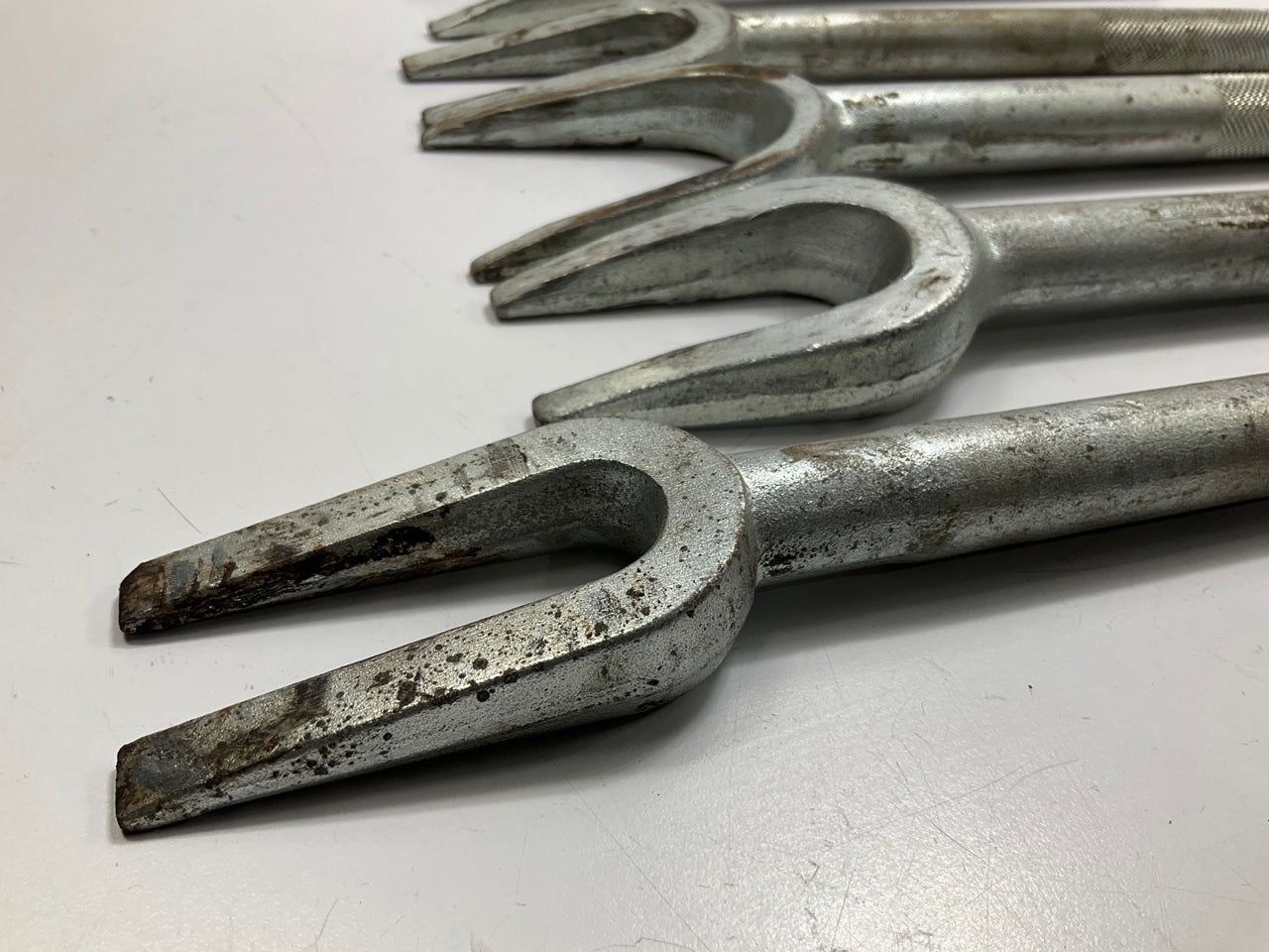 USED #37 OEM Tools 5-Piece Tie Rod Ball Joint Remover Separator Pickle Fork Tool