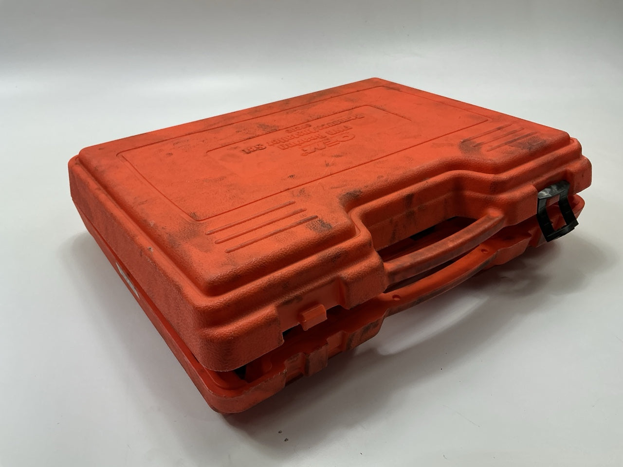USED OEM TOOLS 57205, 23 Piece Front Wheel Drive Bearing Remover / Installer Set