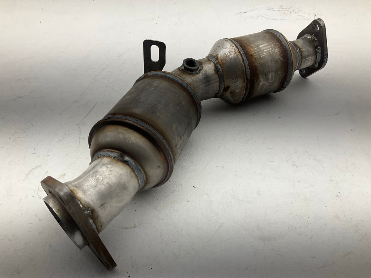 OES 2101-522416 Left Direct-fit Catalytic Converter