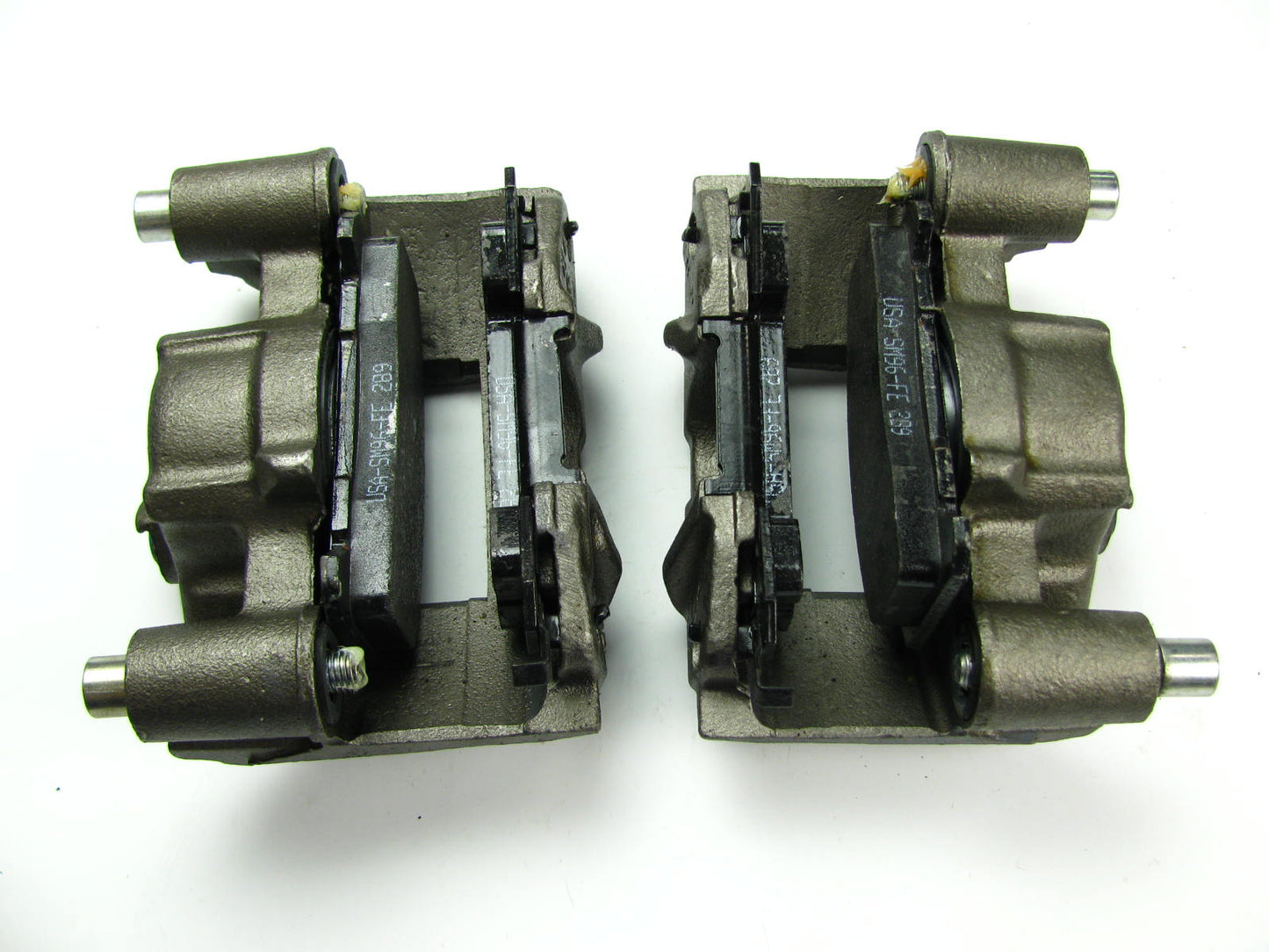 Remanufactured Ohio Caliper 414546 Front Disc Brake Caliper Set With Brake Pads