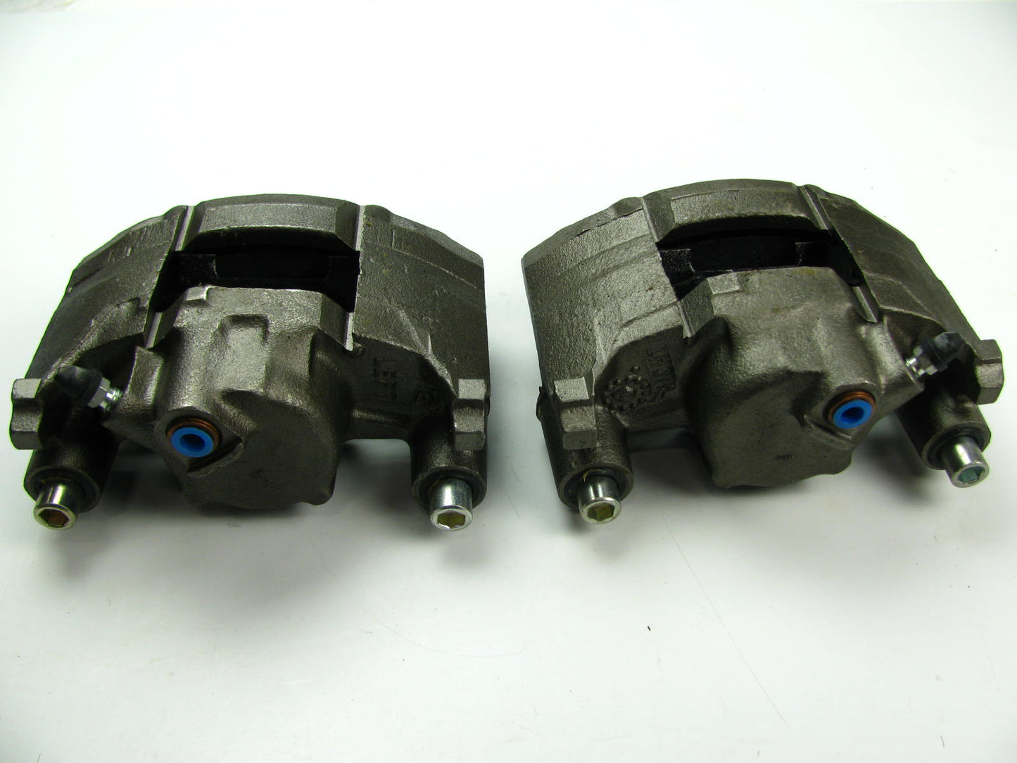 Remanufactured Ohio Caliper 414546 Front Disc Brake Caliper Set With Brake Pads