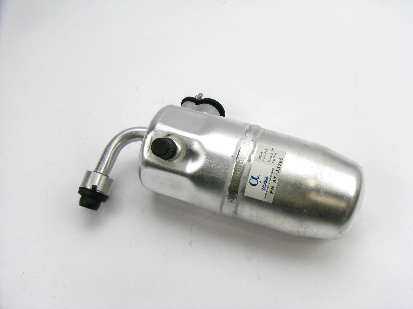 Omega 37-23565 A/C Accumulator For 2005-2006 Silverado & SIerra 1500 Hybrid