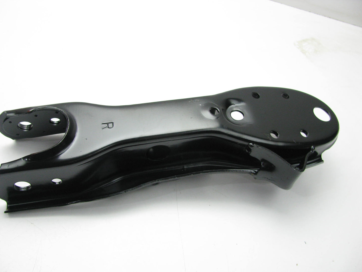 Omni5 P520510 Front Right Lower Control Arm