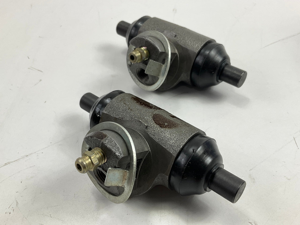 (2) Omni5 PWC37585 Rear Drum Brake Wheel Cylinders