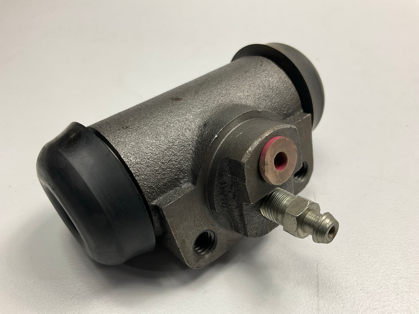 Omni5 PWC37999 Rear Drum Brake Wheel Cylinder For 1994-1997 Ford Aerostar
