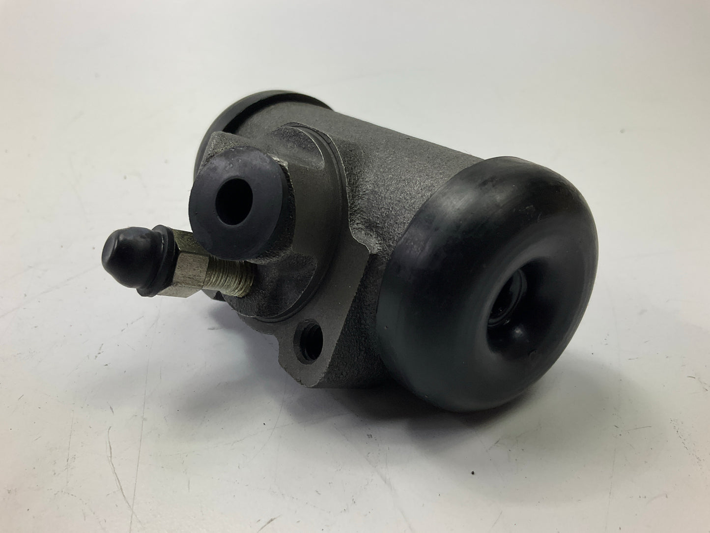 Omni5 PWC9344 Rear Left Drum Brake Wheel Cylinder