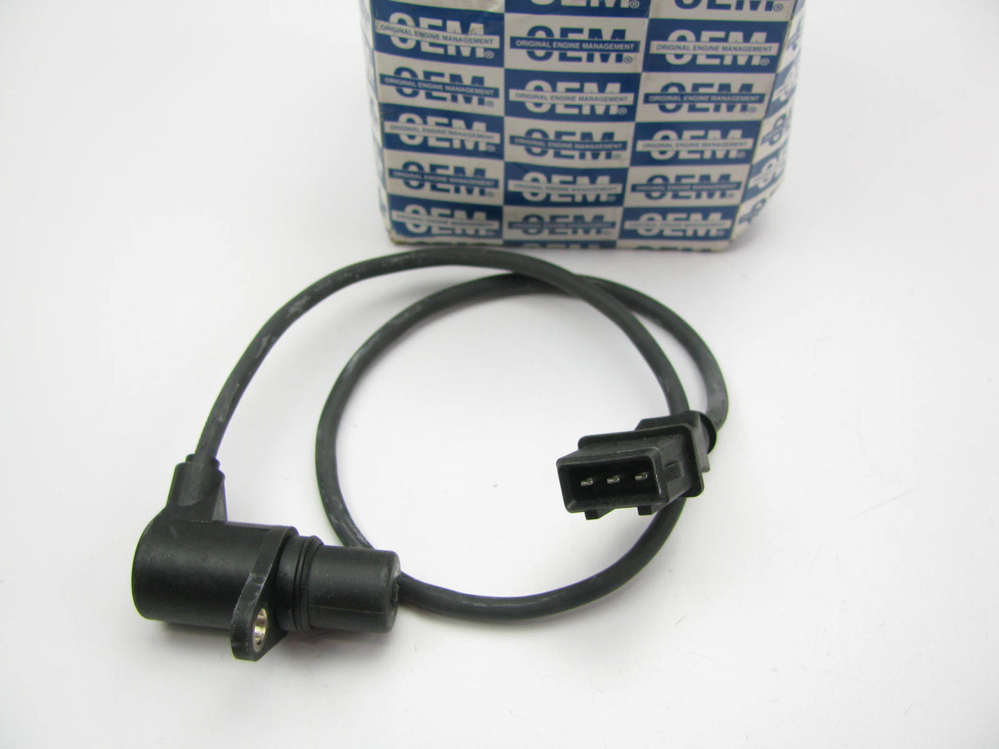 Original Engine Management 1802-247749 Engine Crankshaft Position Sensor
