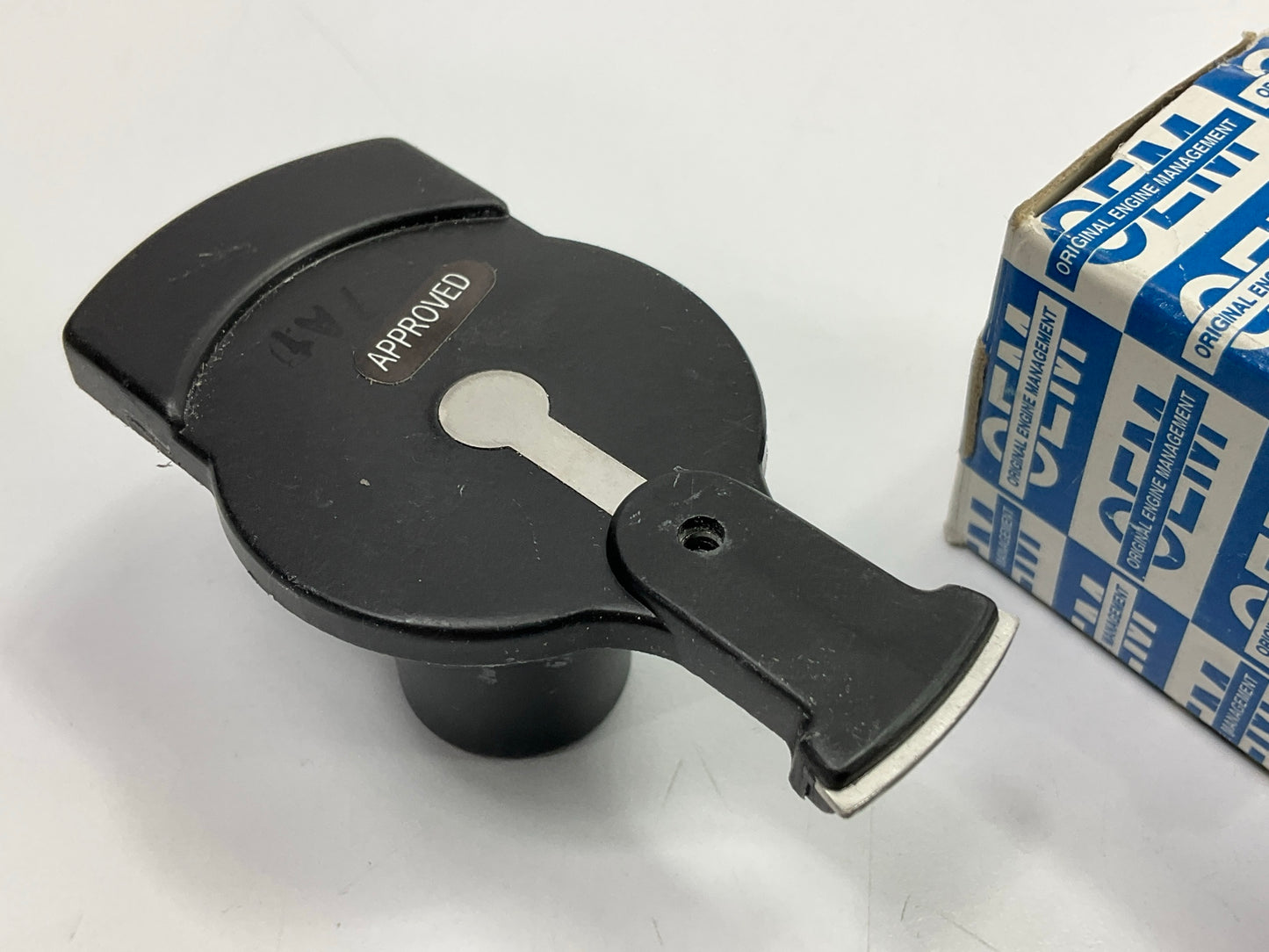 Original Engine Management 3875 Ignition Distributor Rotor