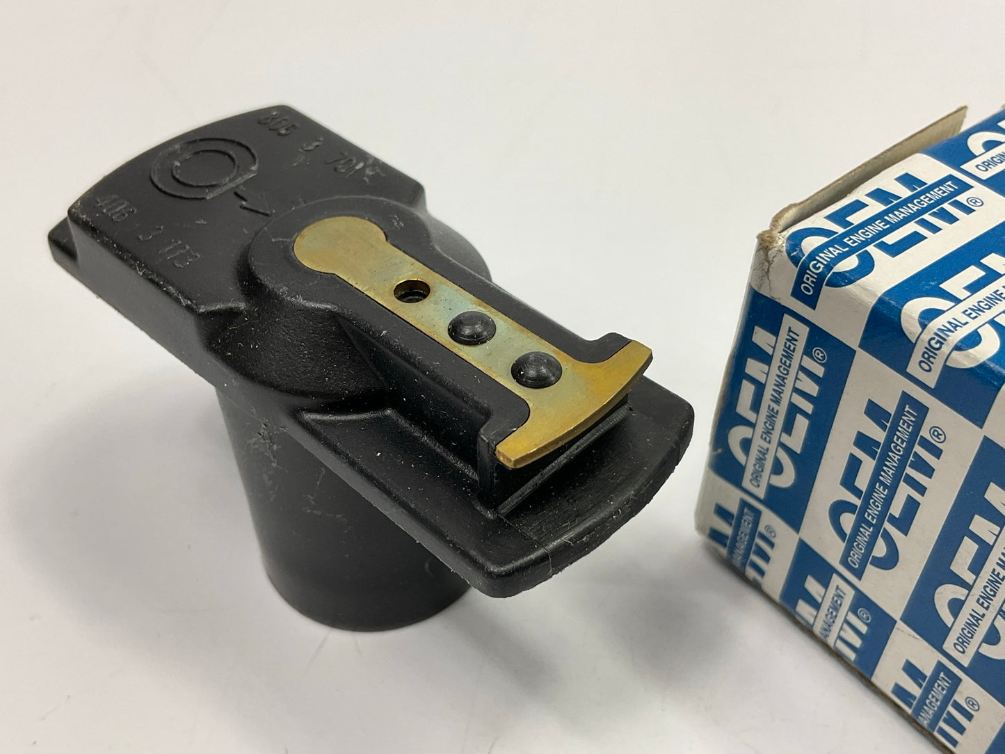 Original Engine Management 3913 Ignition Distributor Rotor