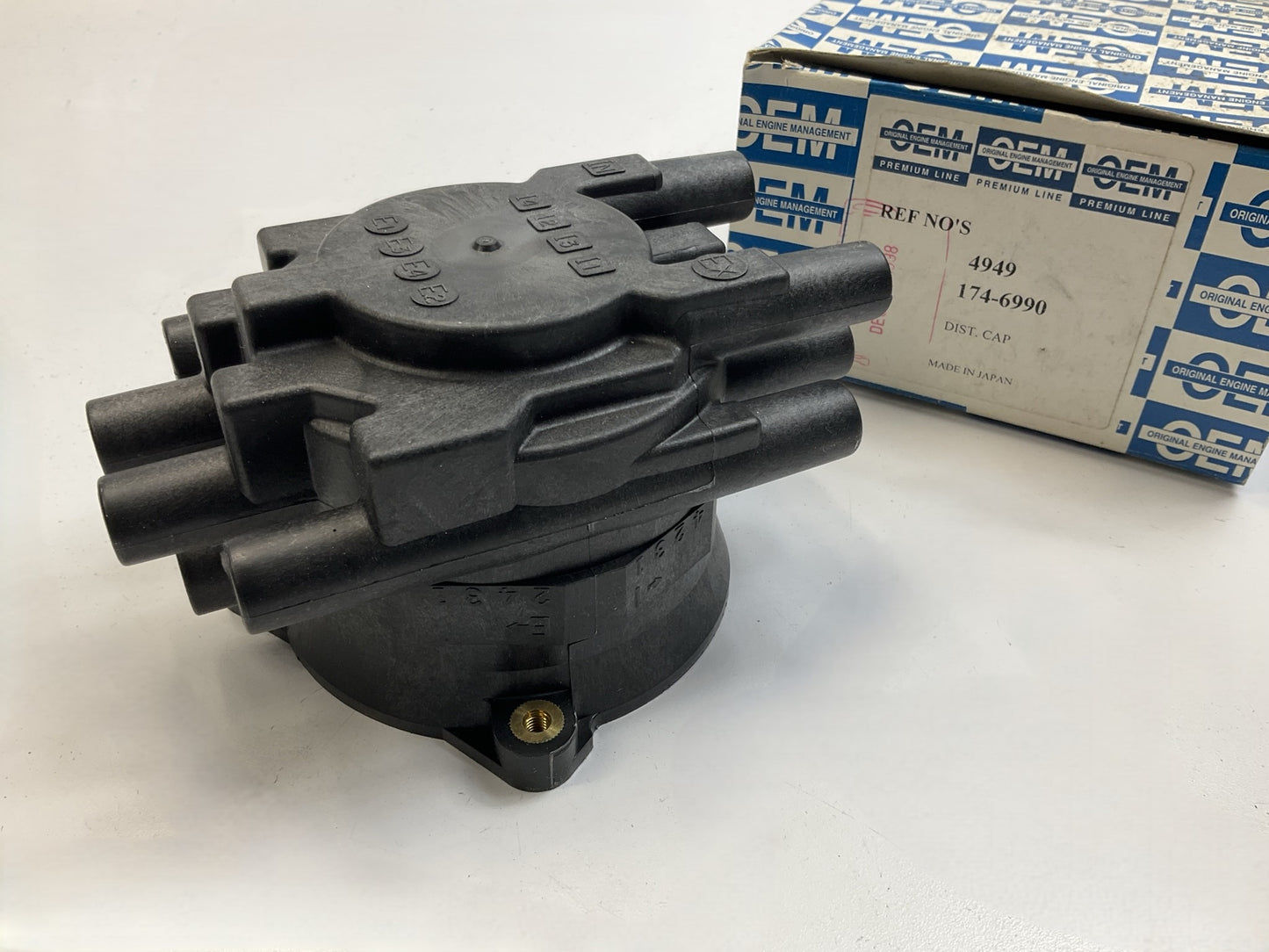 Original Engine Management 4949 Ignition Distributor Cap