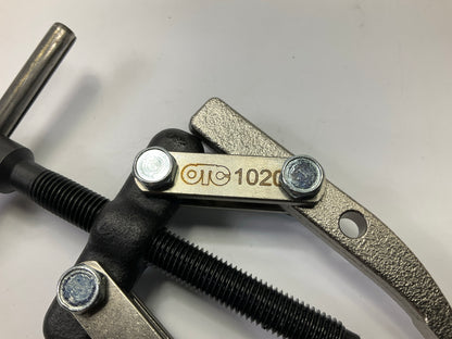 OTC 1020 1-Ton 2 Jaw Bearing Puller, 2-1/8'' Reach, 3-1/4'' Spread