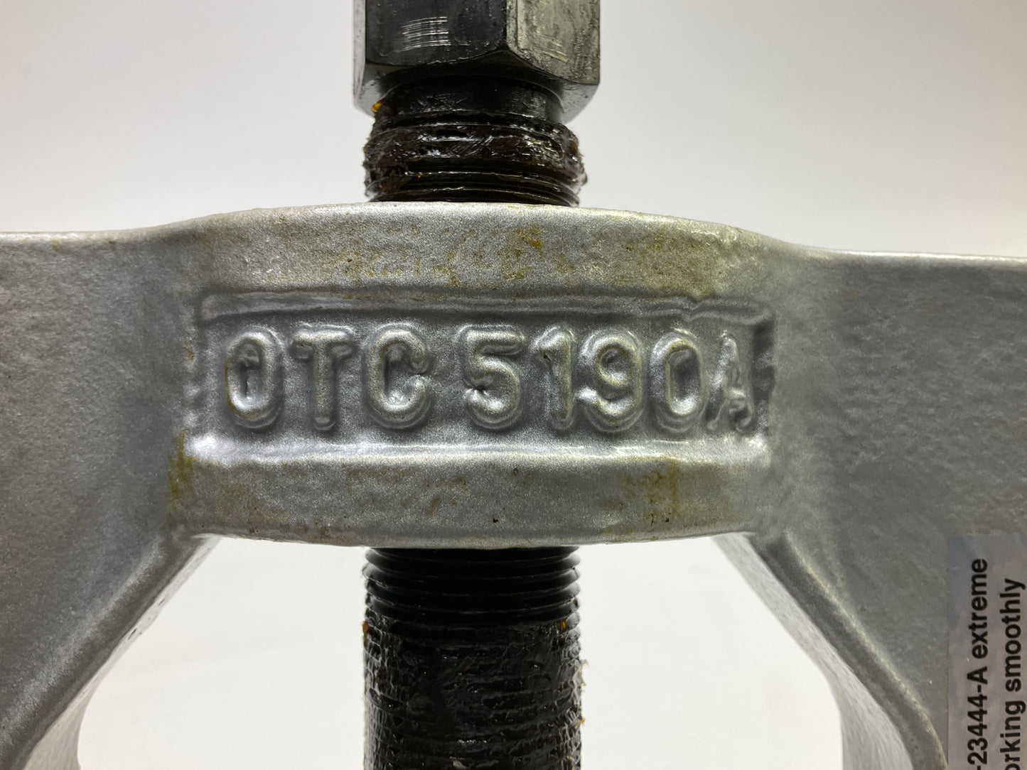 OTC Tools 5190A Heavy Duty U-Joint Puller For Class 7 And 8 HD Trucks