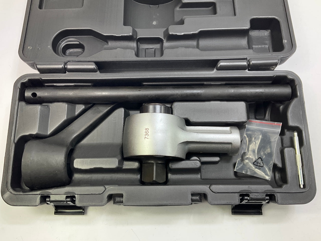 OTC 7368 Torque Multiplier Wrench - 2000 Lb-ft