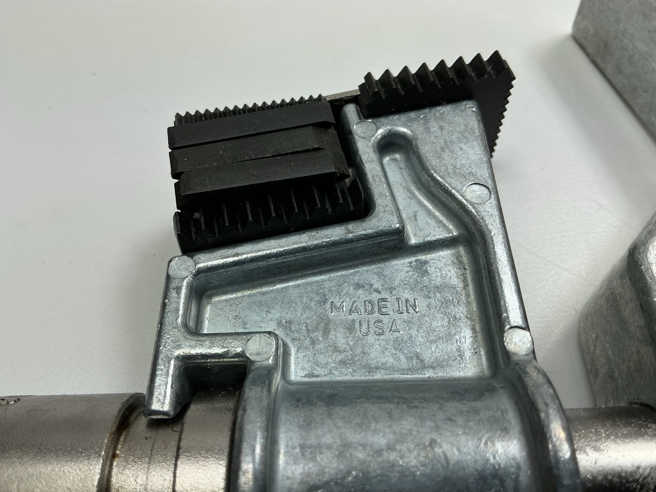 OTC Tools 7402 Universal Outside Thread Chaser Tool