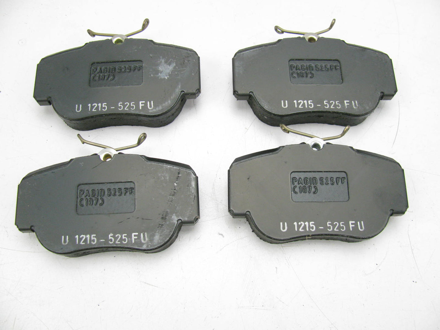 Pagid T0352NA Front Disc Brake Pad Set For 1984-1989 190D 1984-1993 190E