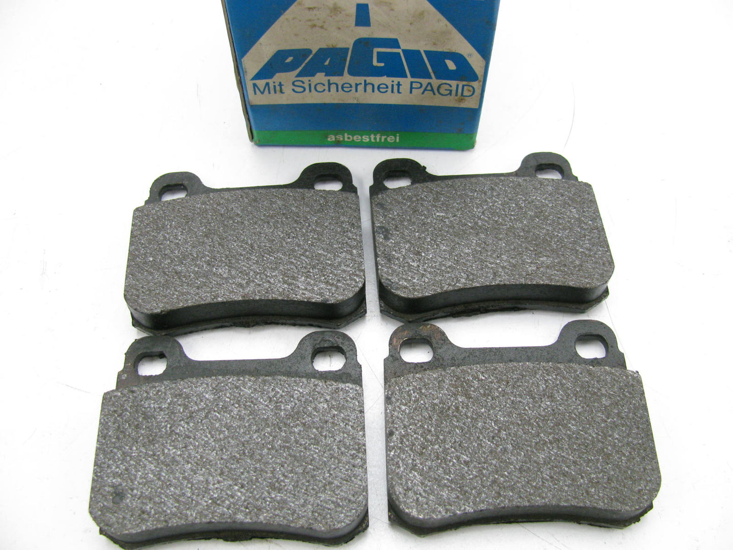 Pagid T1004 NA Rear Brake Pad Set For Mercedes C220 300E 190D