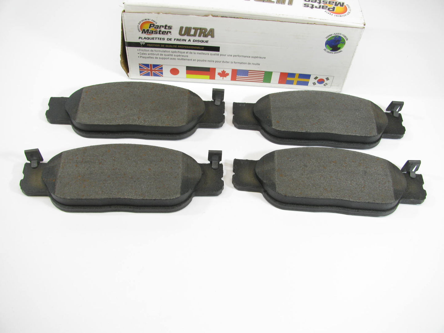 Parts Master MKD933S Front Disc Brake Pads - Semi-Metallic