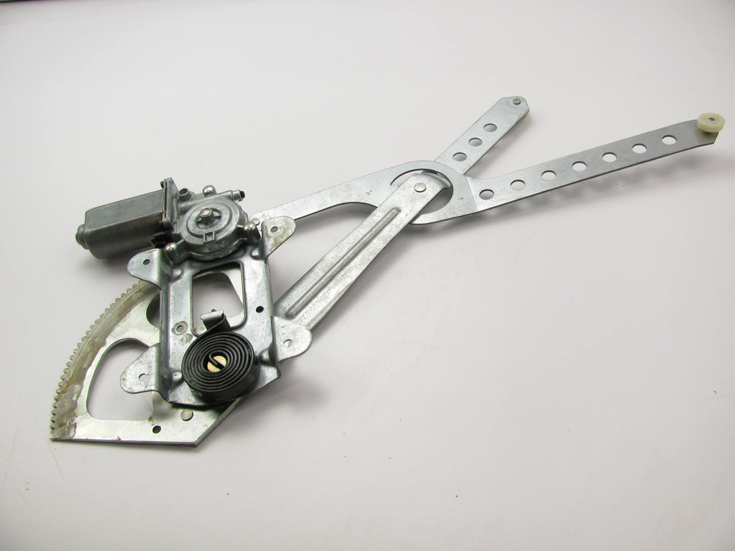 Parts Master WL42020 Power Window Motor And Regulator Assembly - Front Left