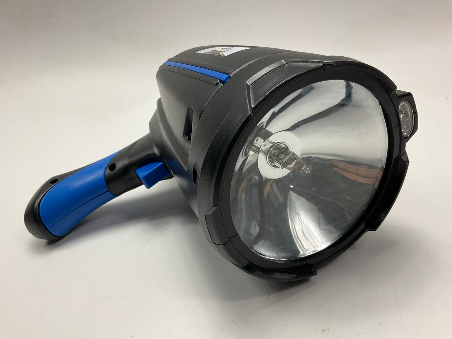 Peak PKC02MB Rechargeable Spotlight, 360 Lumens Spot Lamp Flashlight Light