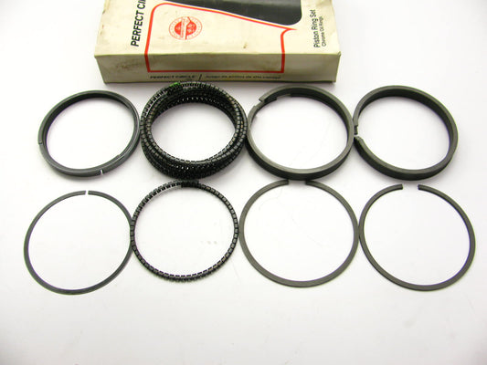 Perfect Circle 210-5114 Engine Piston Rings - Standard Size