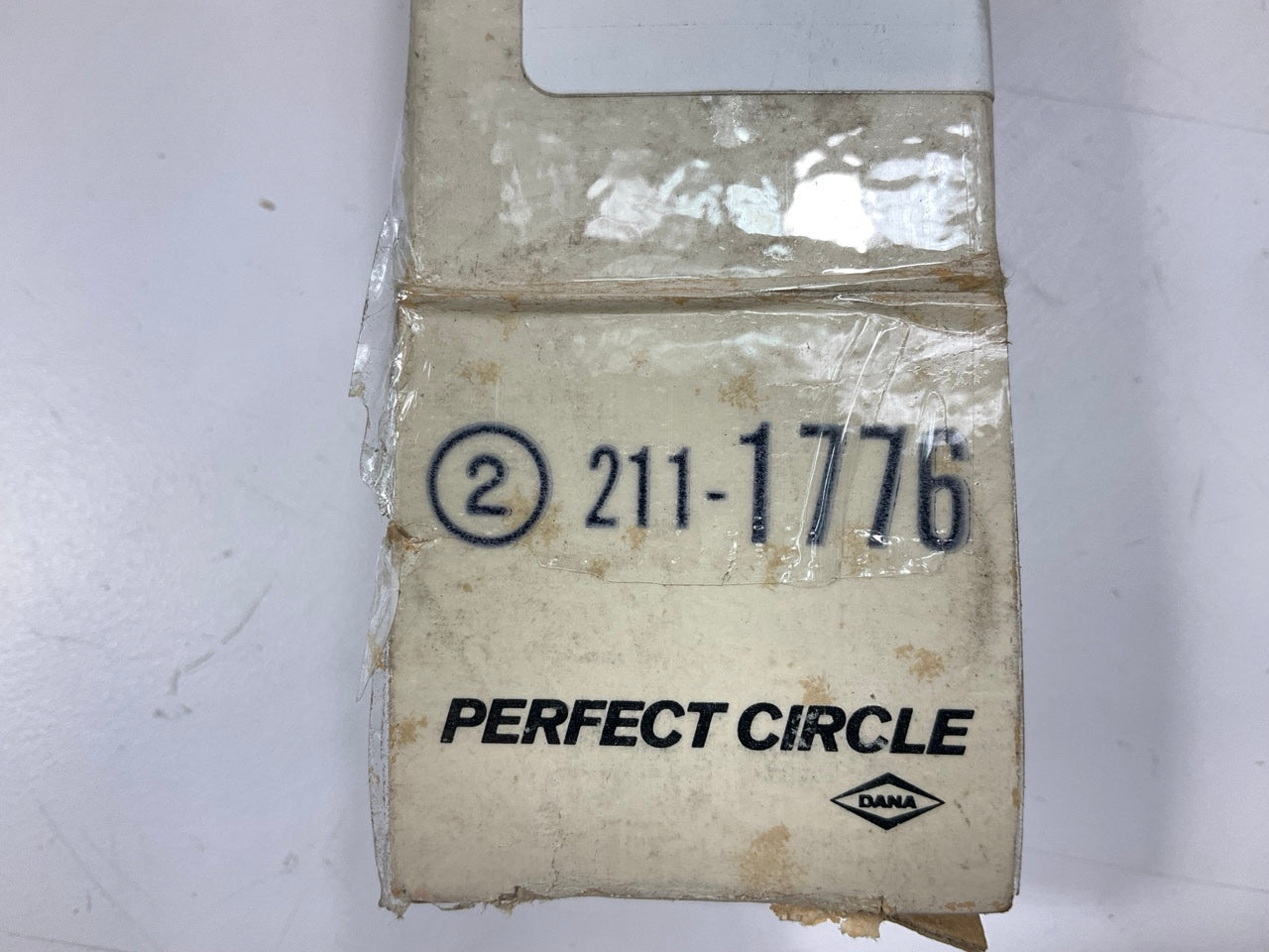 (2) Perfect Circle 211-1776 Engine Intake Valve For Continental G176 G193 GF913